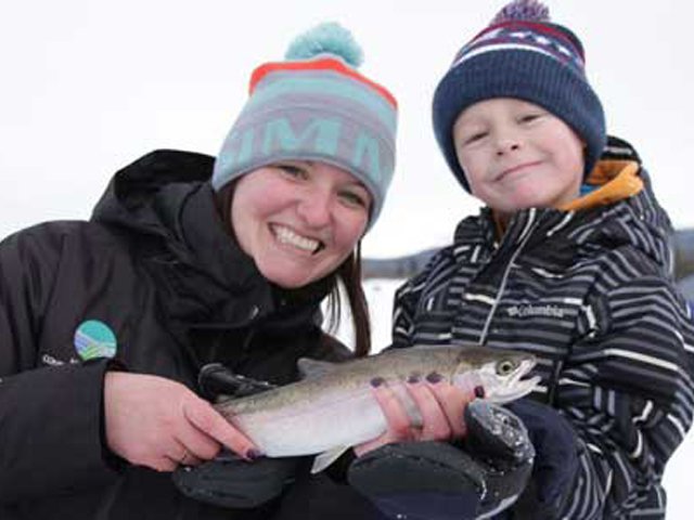 ice fishing with your kid