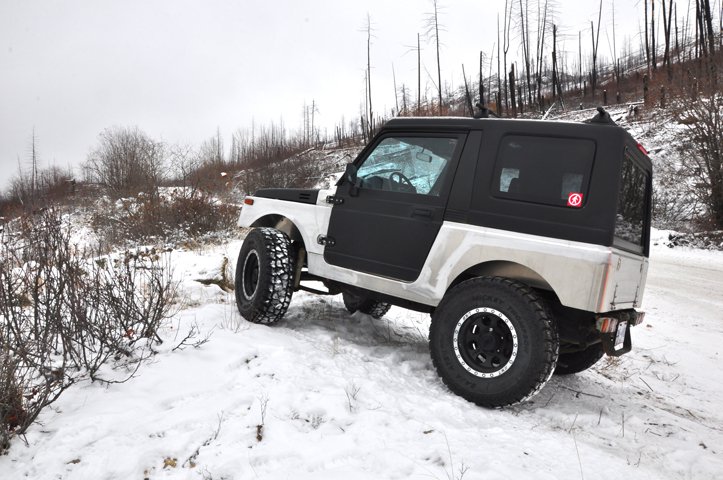 suzuki samurai rally