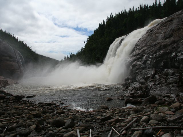 QB North Shore Hwy-Waterfall along the road  James Stoness.JPG