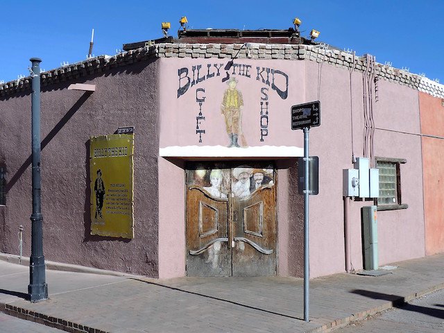 My Rich Sister's Closet opens in Mesilla under new ownership