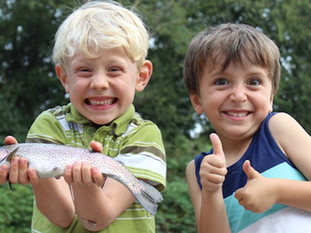 Top spots to take the kids fishing - SunCruiser