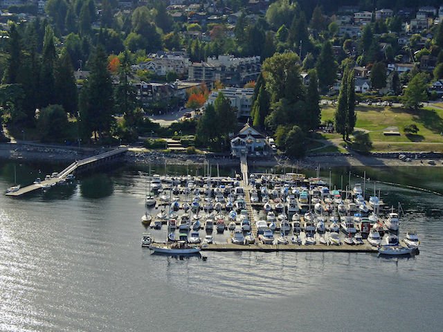 deep cove yacht club services