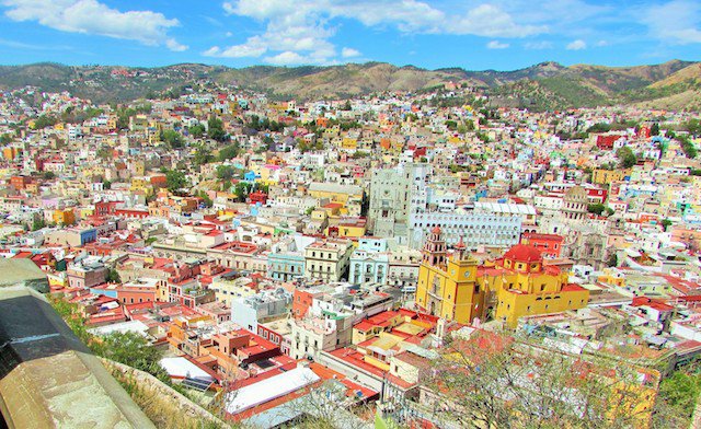 Guanajuato from a viewpoint.JPG