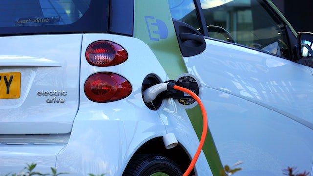 b-c-gives-rebates-for-electric-vehicle-charging-stations-suncruiser