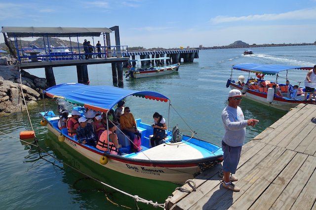 South of Centro, ferries leave from Playa Sur to Isla de la Piedra photo Perry and Cindy Mack.JPG
