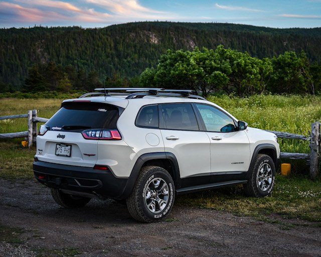 lifted 2017 jeep cherokee