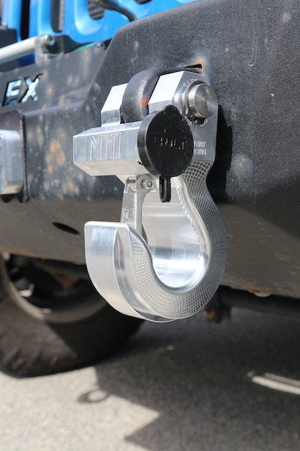 MONSTER HITCH RECEIVERS – Monster Hooks Inc.
