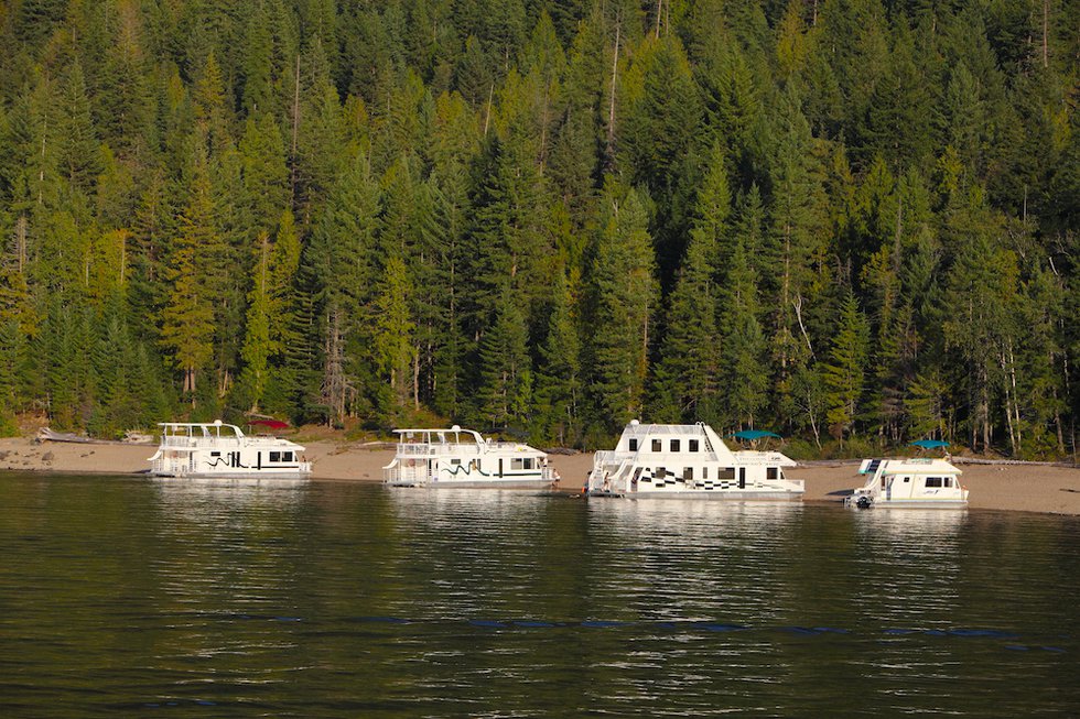 3 houseboat Tips Photo Don Weixl Twin Anchors .jpg