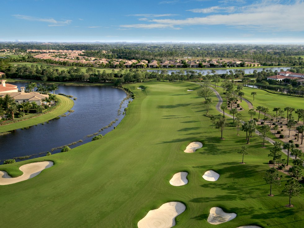 4 RV Golf Resorts Photo Kristopher Strach  Dreamstimecom copy.jpg