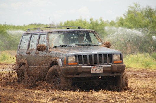 Cooper Tire Discoverer AT3 Mud Test